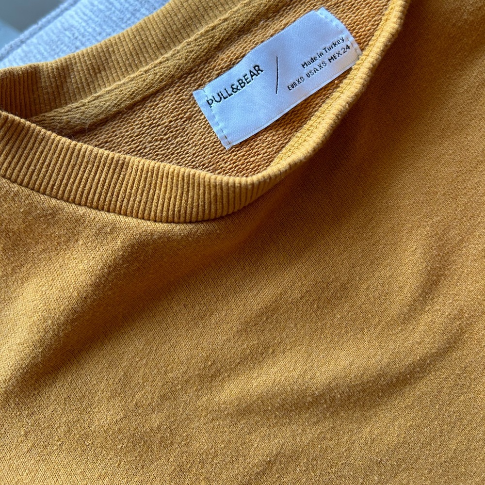 Pull&Bear Sweater
